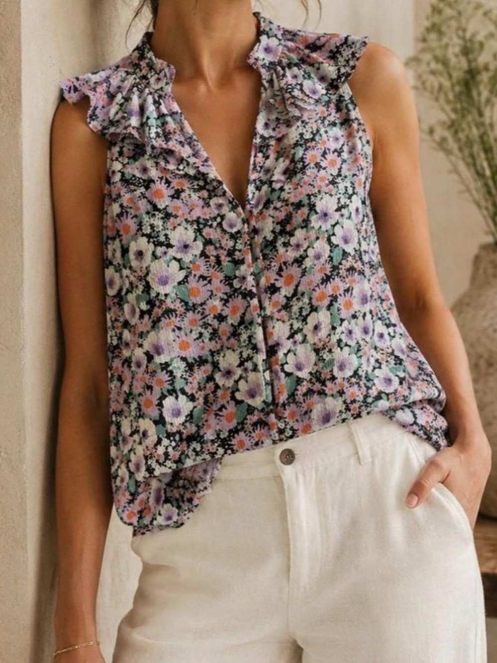 Anthropologie Black Multi Floral Ruffle-Sleeve Camisole Size M